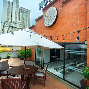 https://san-esteban-center.colombiamedellinhotels.com